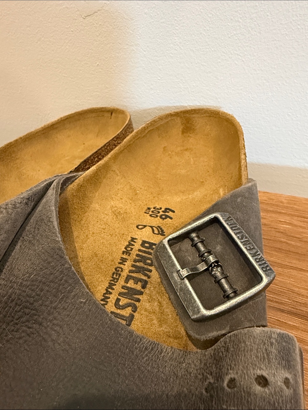 Birkenstock Men's Como Sandals, Camberra Iron, Black, Tan, 13 Medium US - Picture 3 of 5